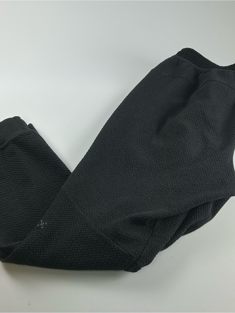 Lululemon Men’s SZ L At Ease Jogger Gray Black Waffle Textured Drawstring Pants